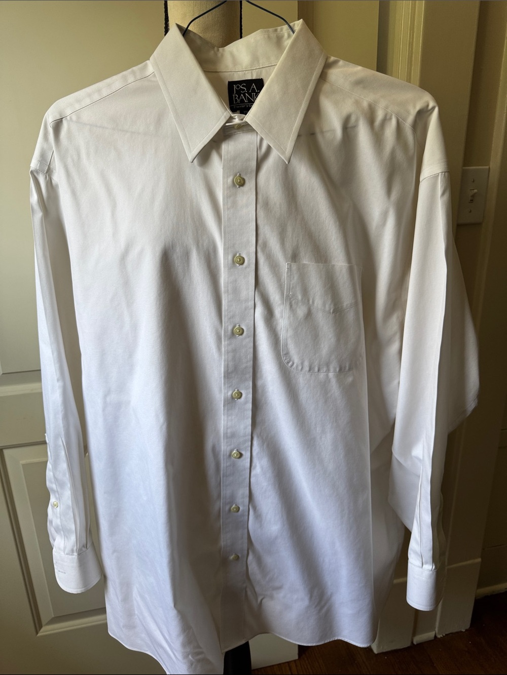 Jos. A. Bank White Long-Sleeve Dress Shirt with Chest Pocket